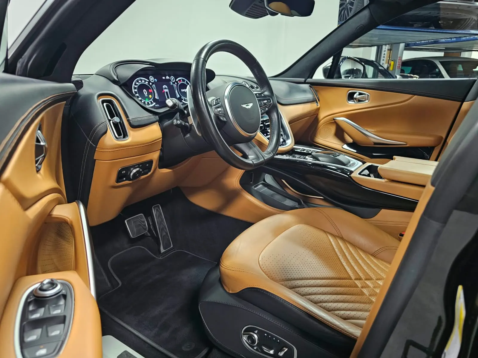 Interior driver side