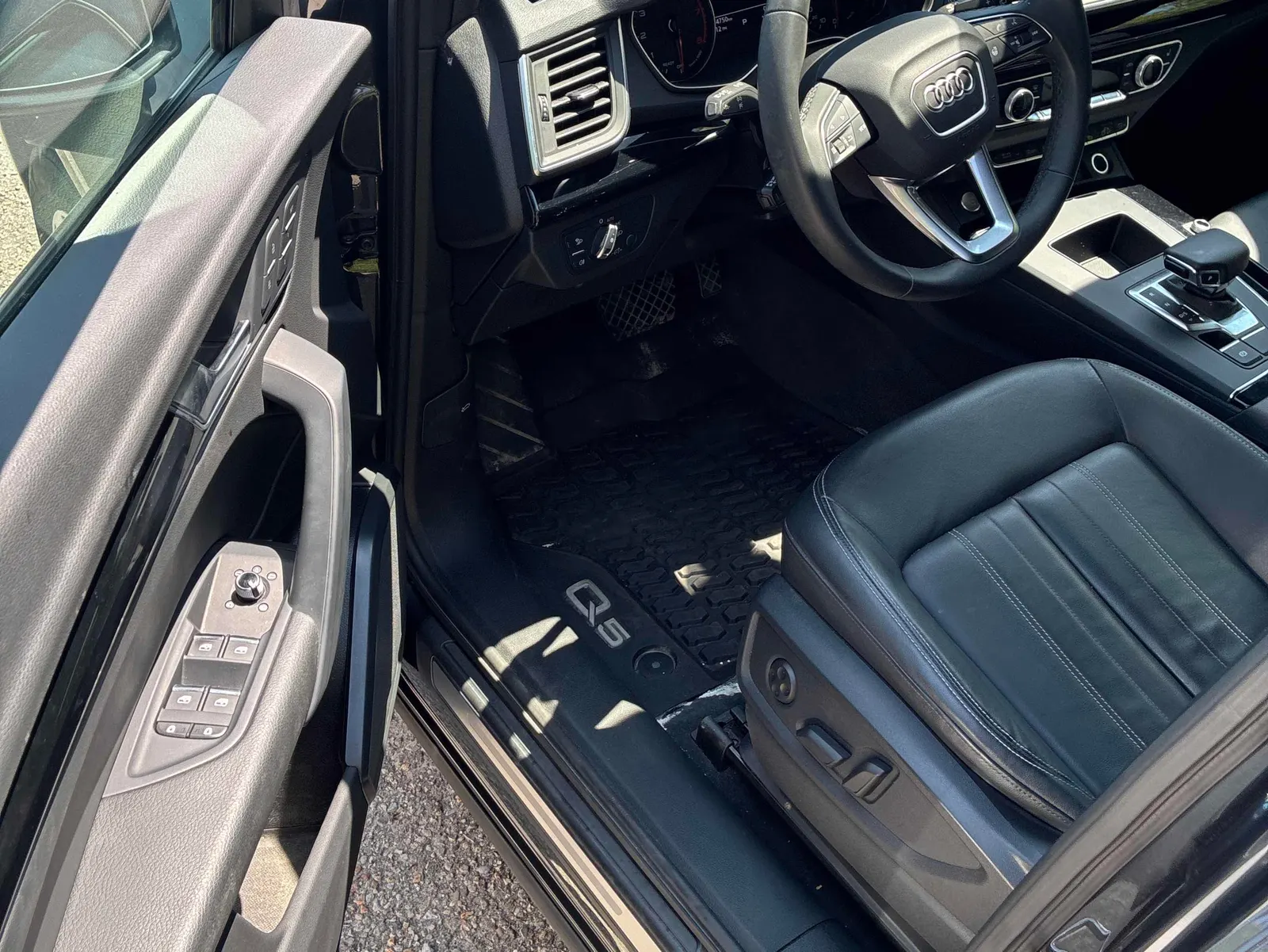 Interior driver side