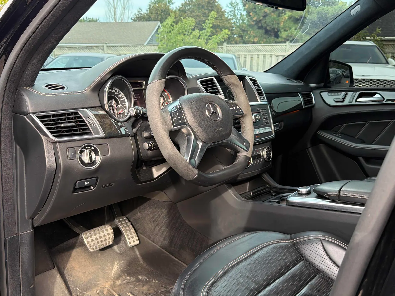 Interior driver side