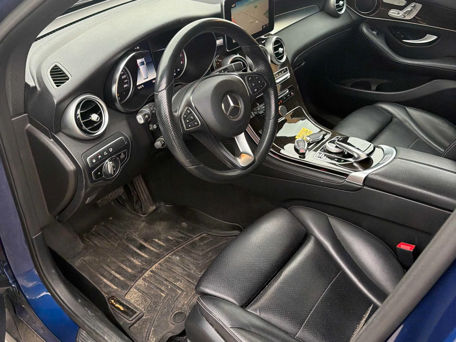 Interior driver side