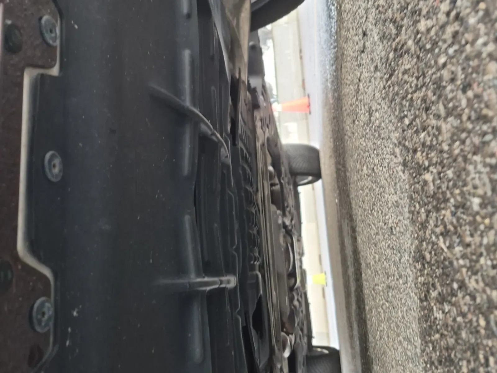 Undercarriage - Front Photo