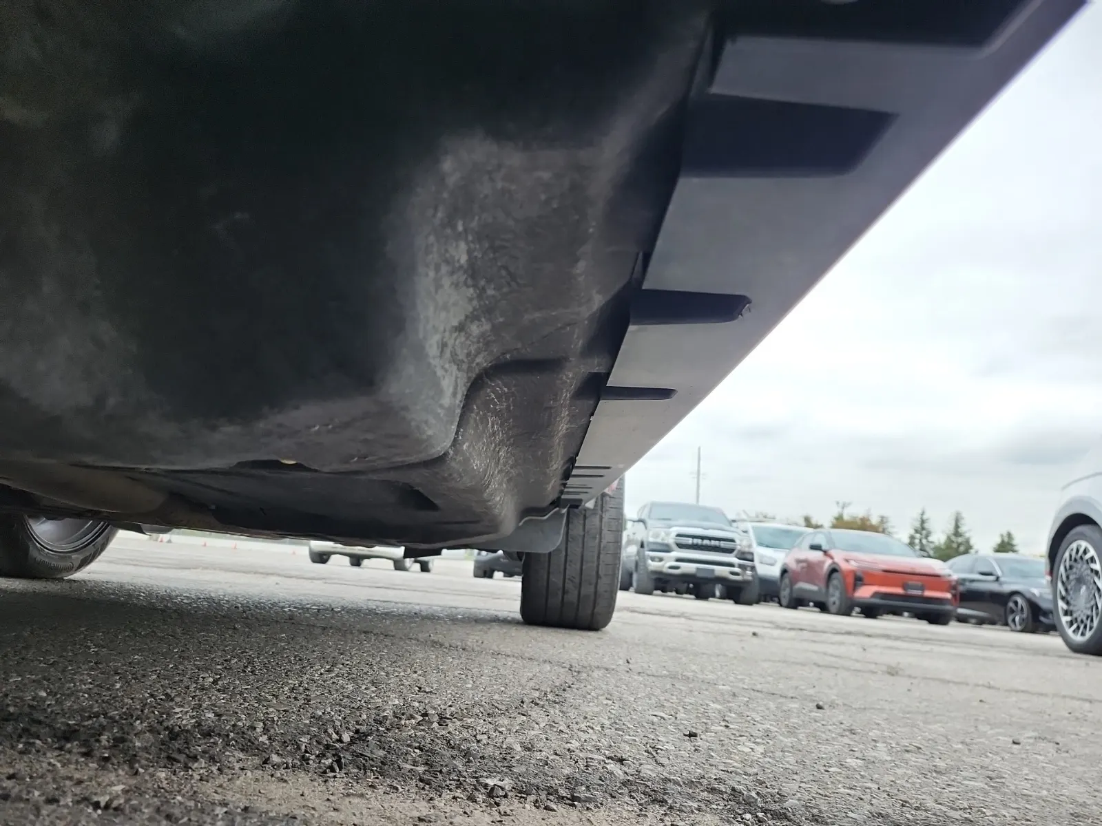 Undercarriage - Driver Photo