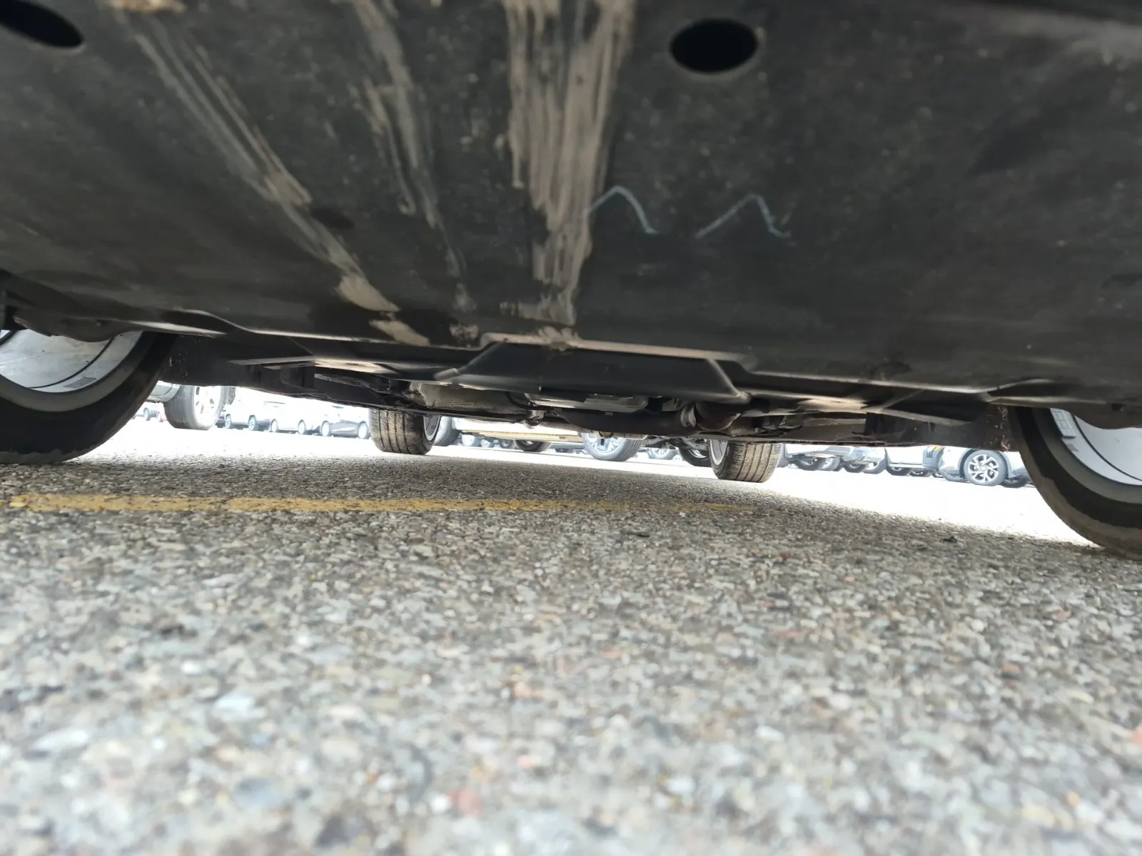 Undercarriage - Front Photo
