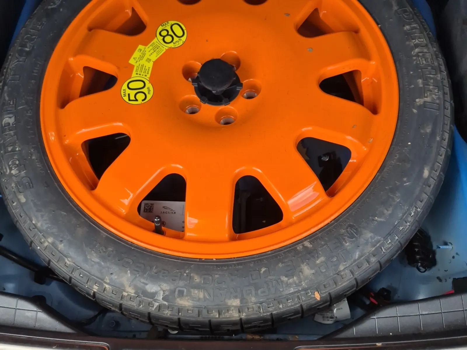 Spare Tire & Wheel Photo