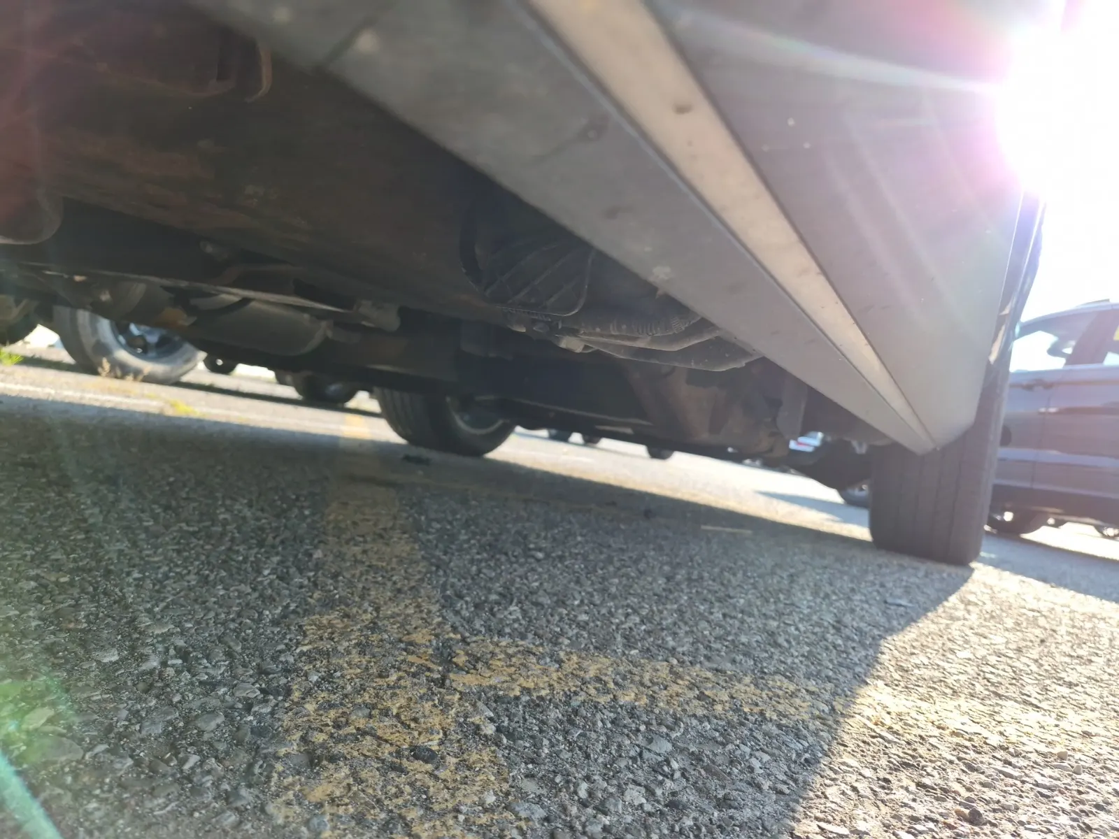 Undercarriage - Driver Photo