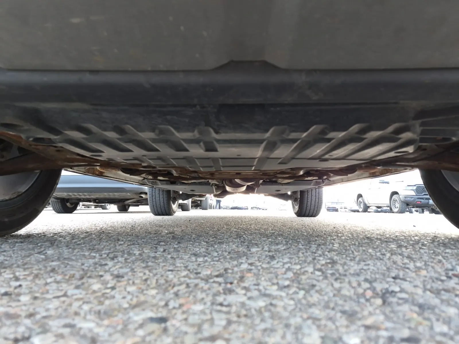 Undercarriage - Front Photo