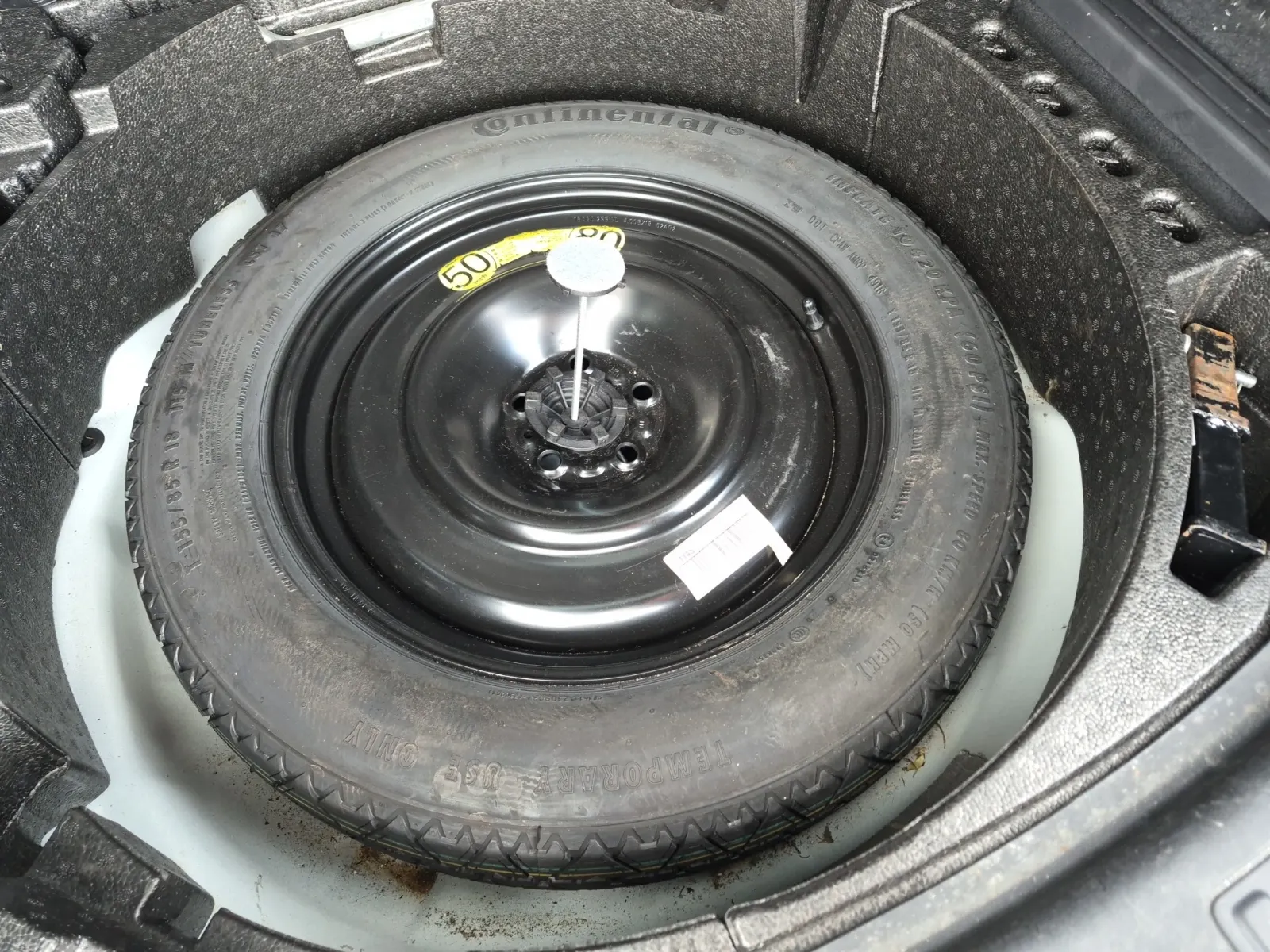Spare Tire & Wheel Photo