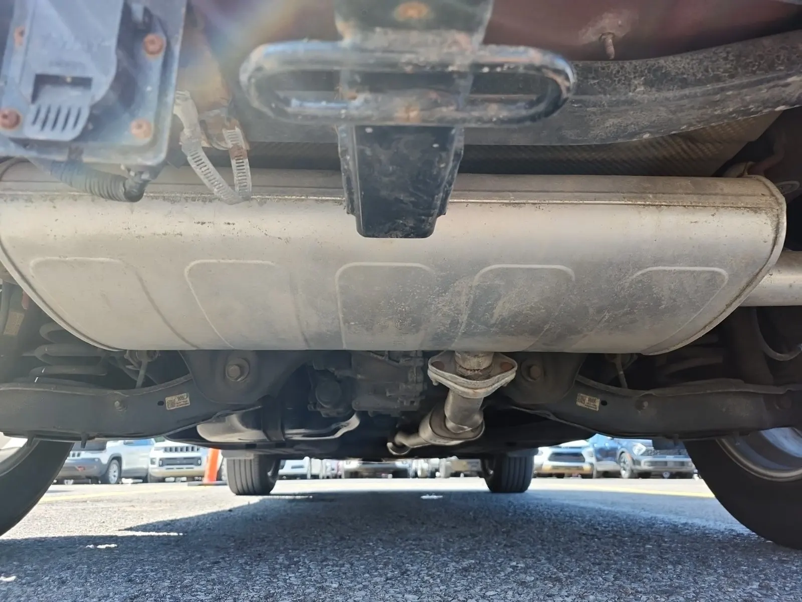 Undercarriage - Rear Photo