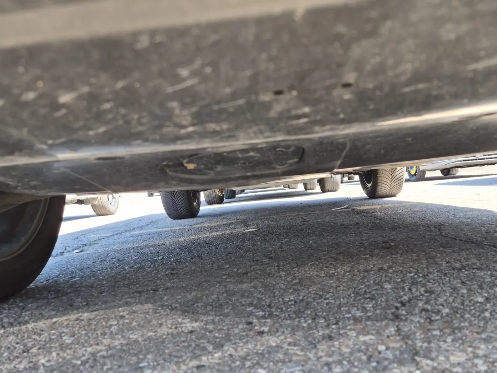 Undercarriage - Front Photo