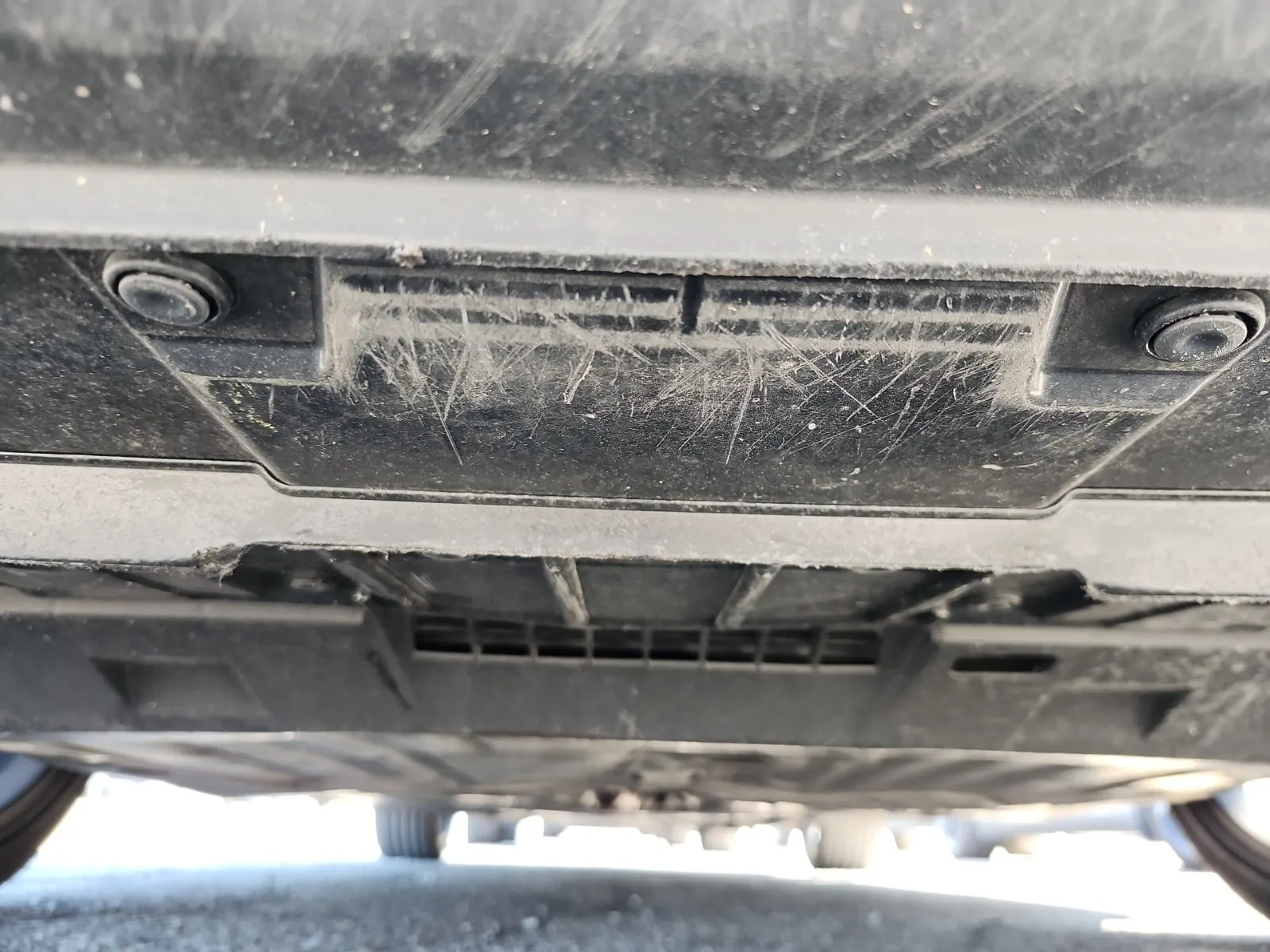 Undercarriage - Front Photo