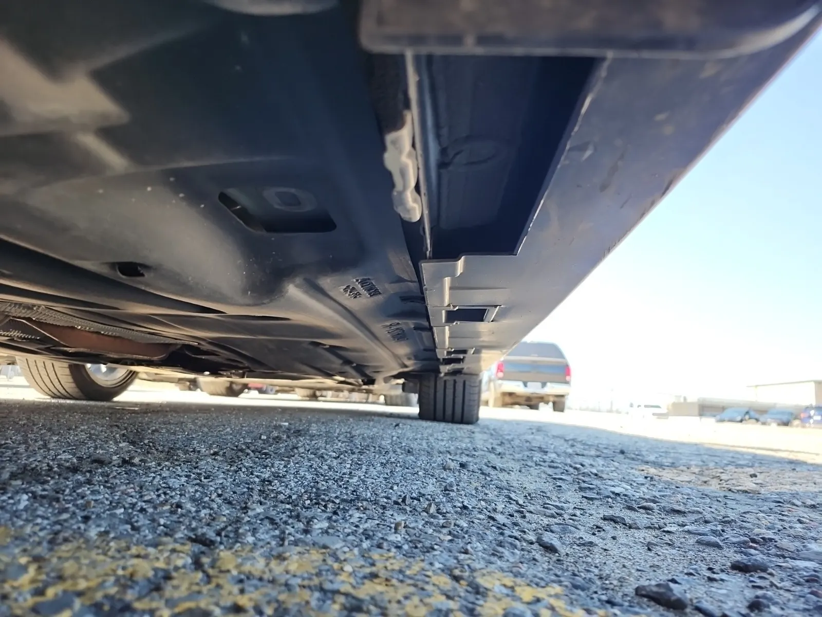 Undercarriage - Passenger Photo