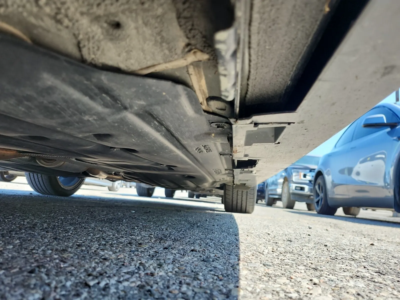 Undercarriage - Driver Photo