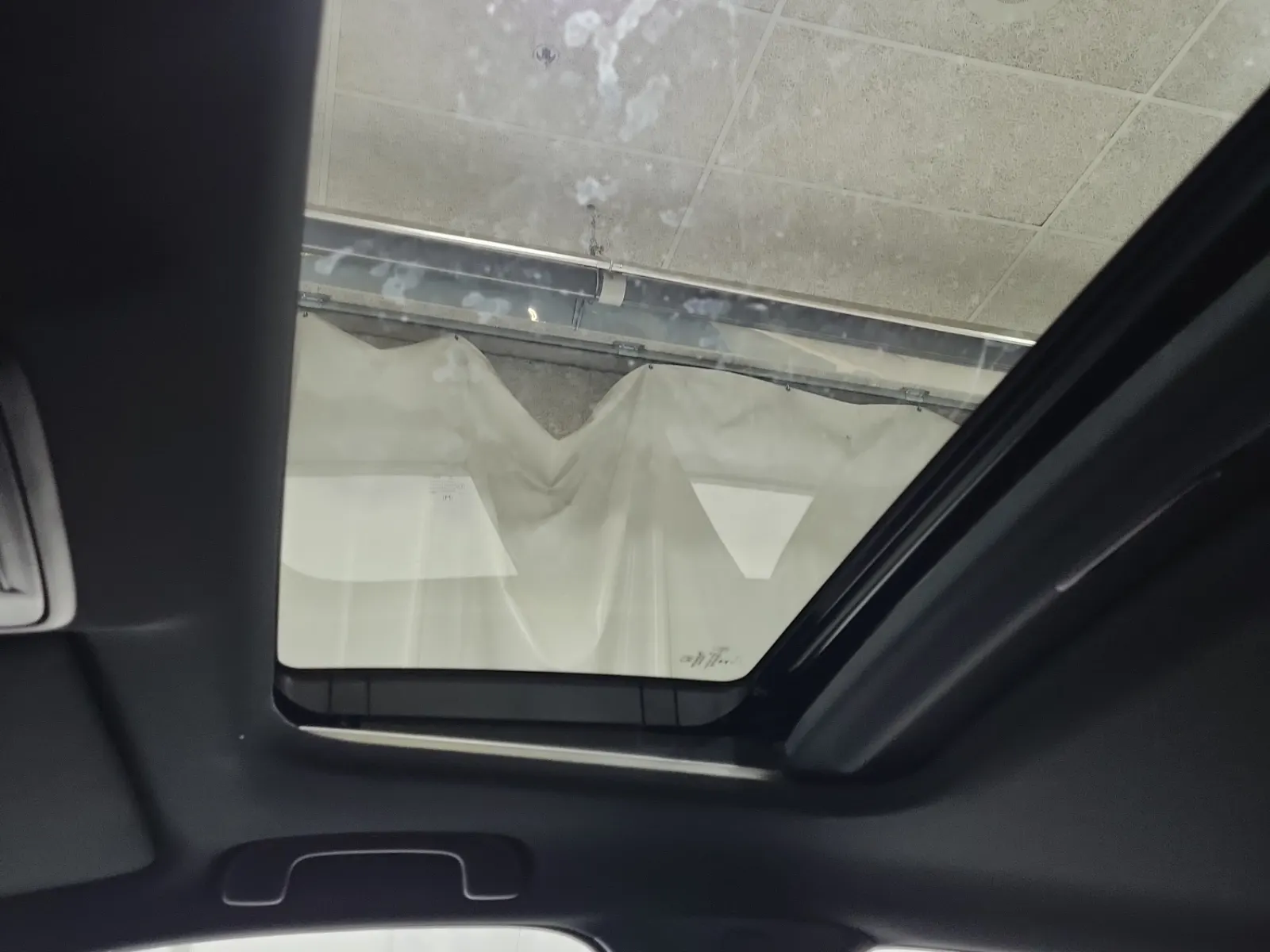 Interior Roof Photo