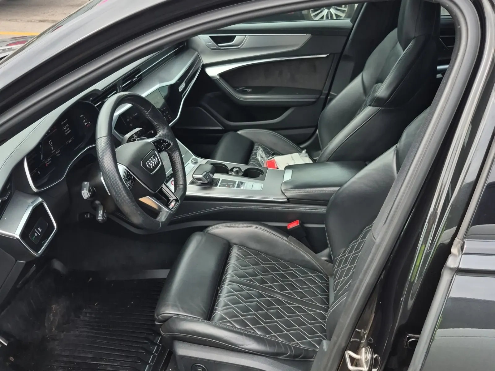 Front Interior Photo