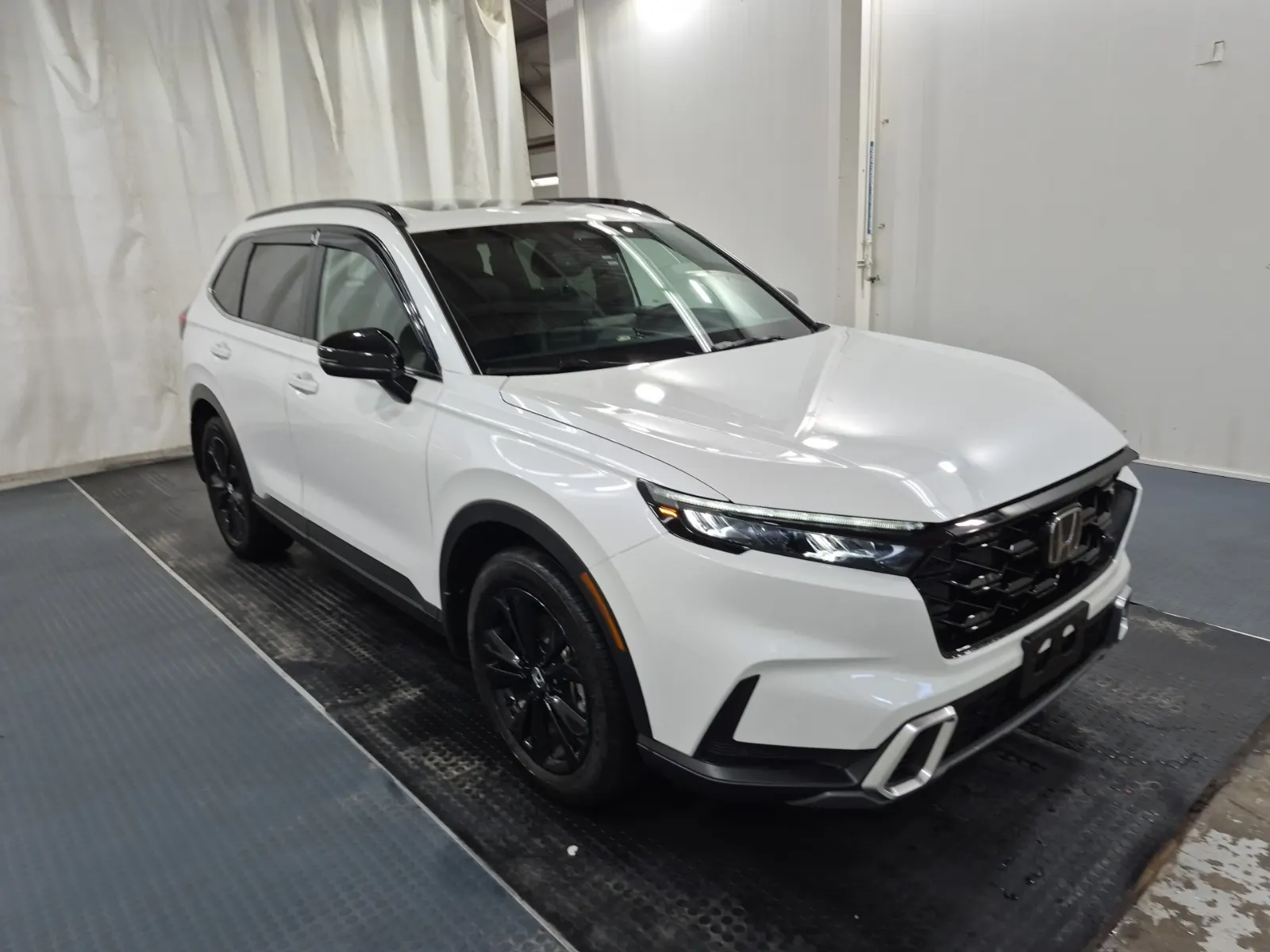 Passenger Front 3/4 Photo