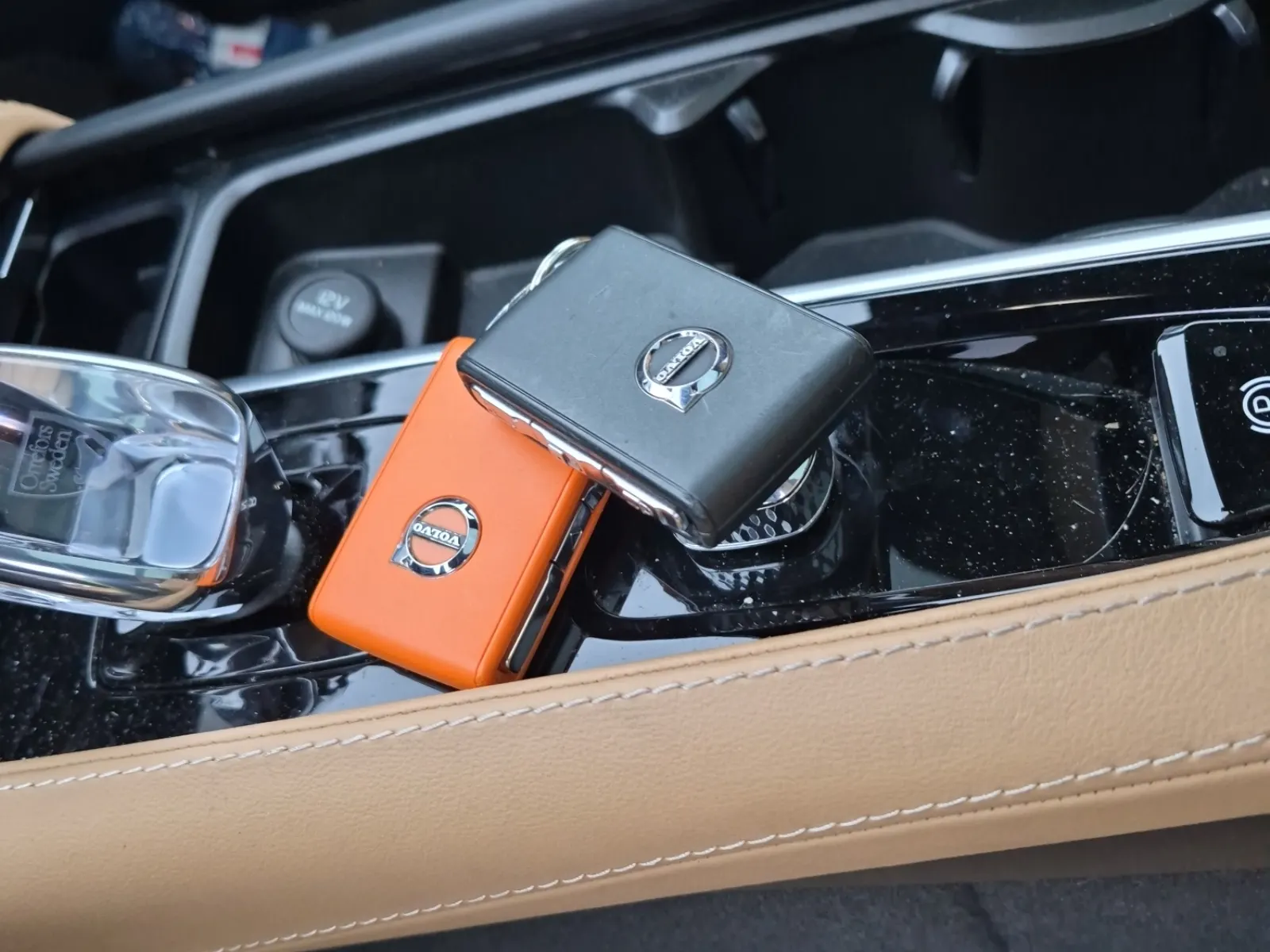 Keys/Fobs/Manual Photo