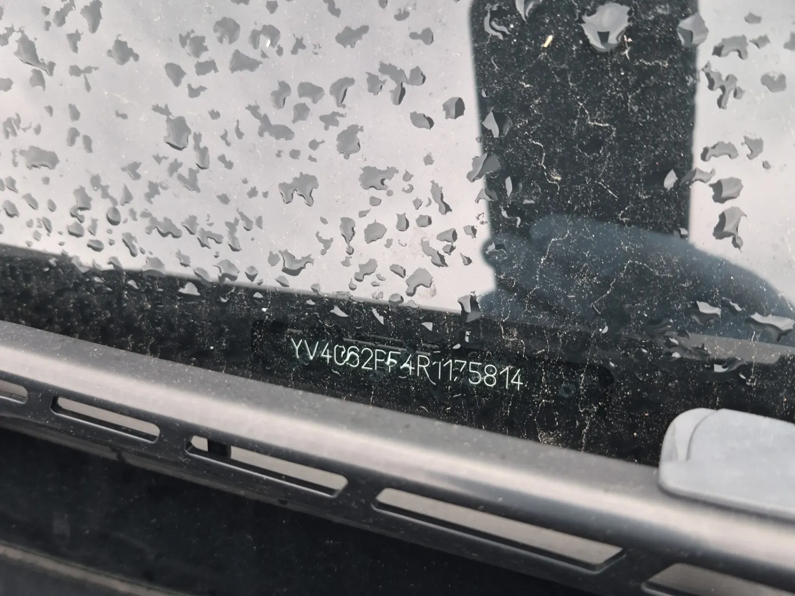 Dash VIN Plate Photo