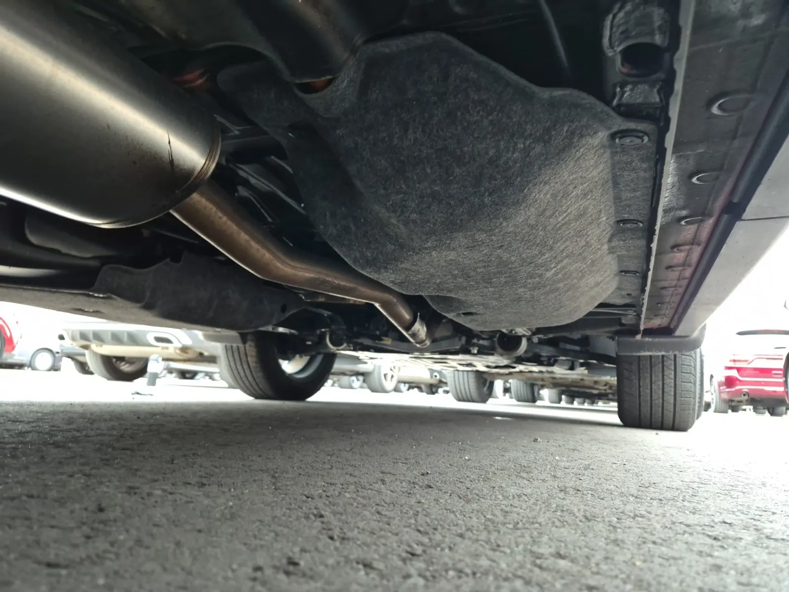 Undercarriage - Passenger Photo