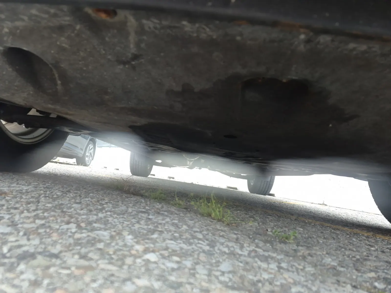 Undercarriage - Front Photo