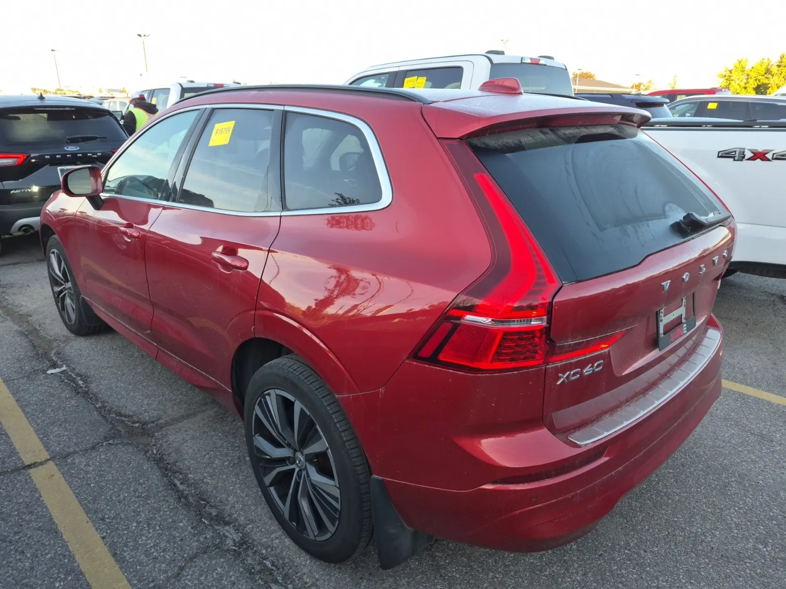 Driver Rear 3/4 Photo