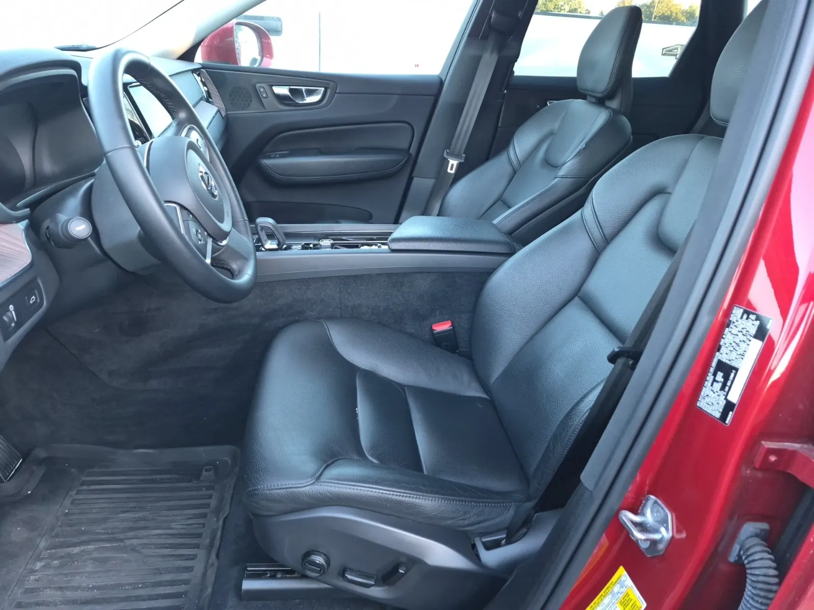 Front Interior Photo