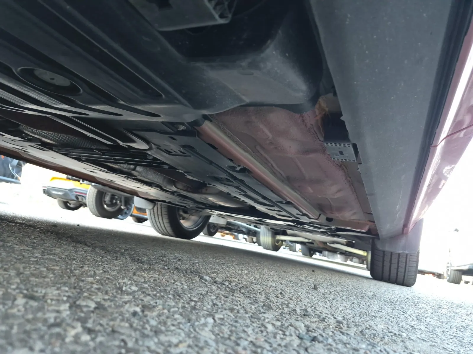Undercarriage - Passenger Photo