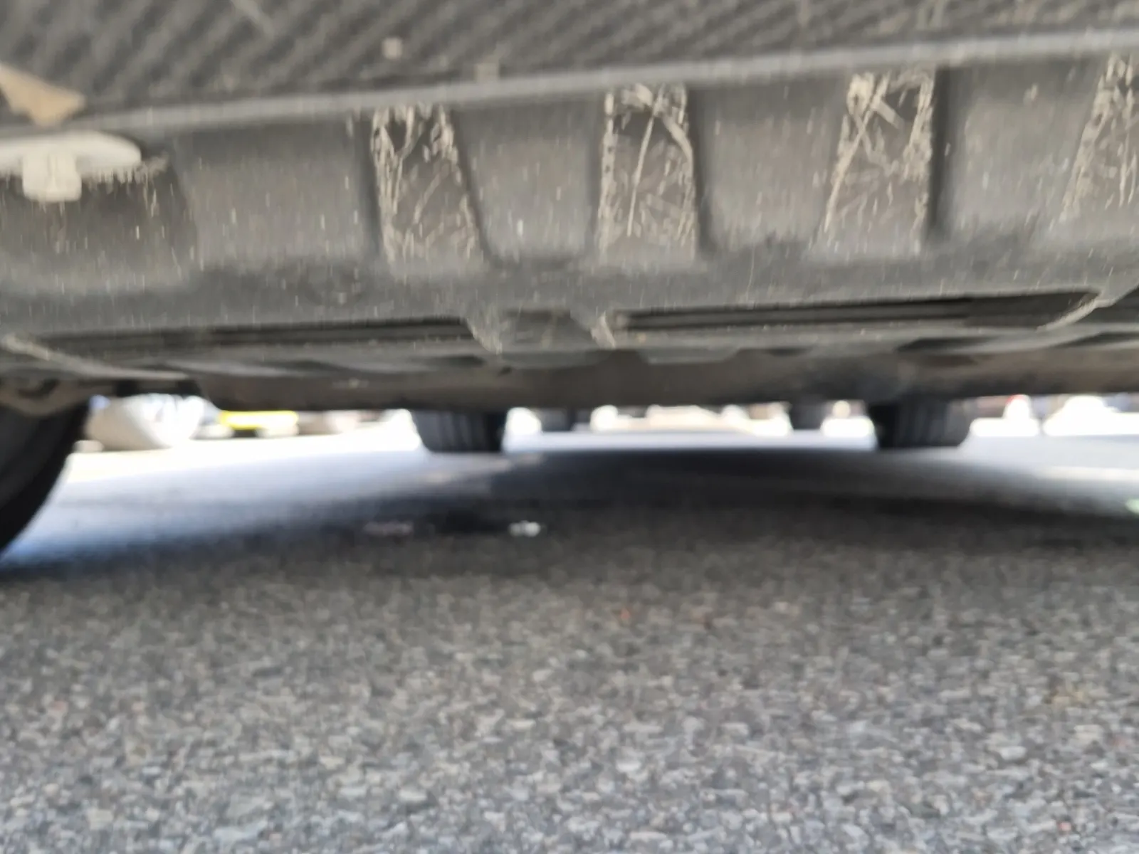 Undercarriage - Front Photo