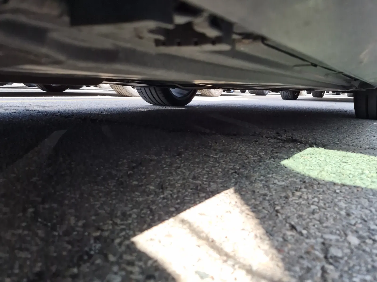 Undercarriage - Driver Photo