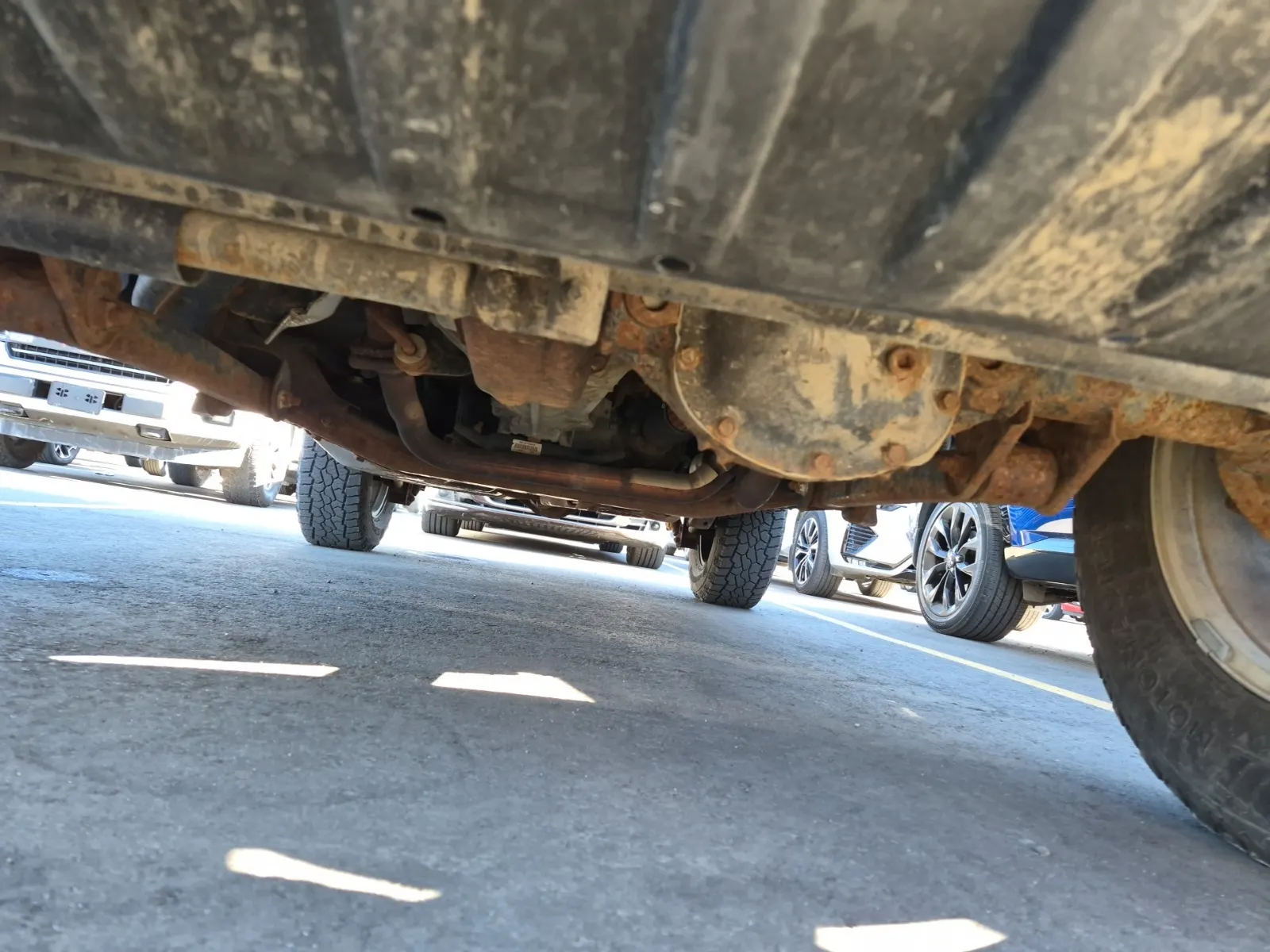 Undercarriage - Front Photo