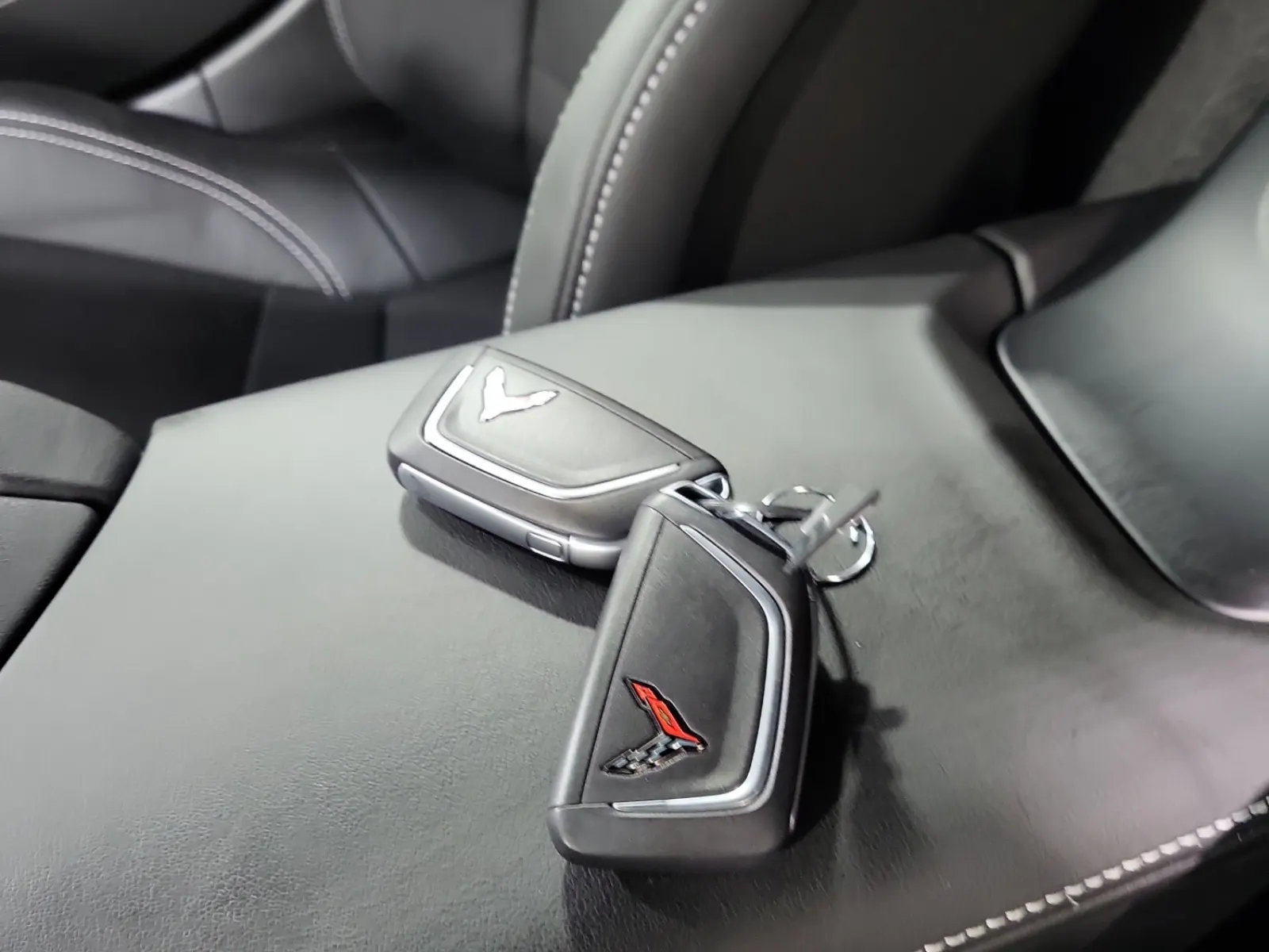 Keys/Fobs/Manual Photo