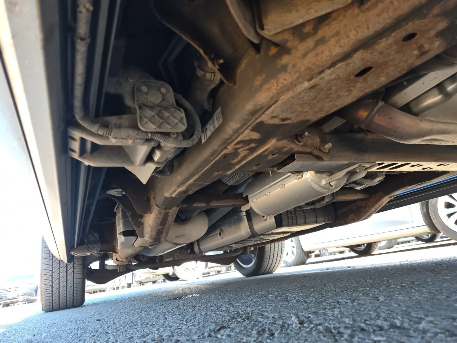 Undercarriage - Passenger Photo