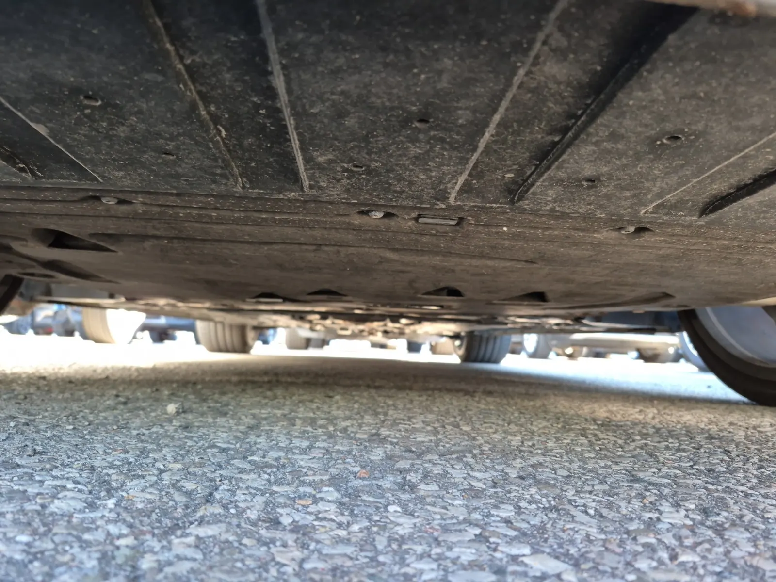 Undercarriage - Front Photo