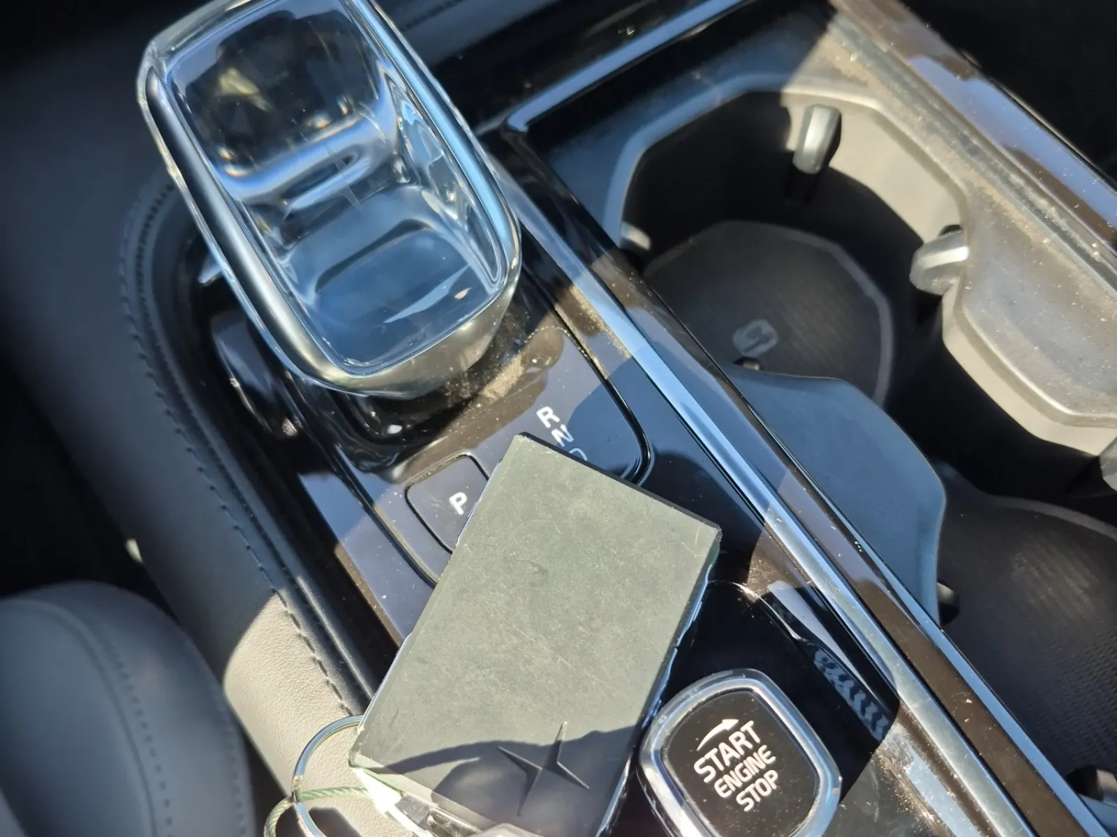 Keys/Fobs/Manual Photo