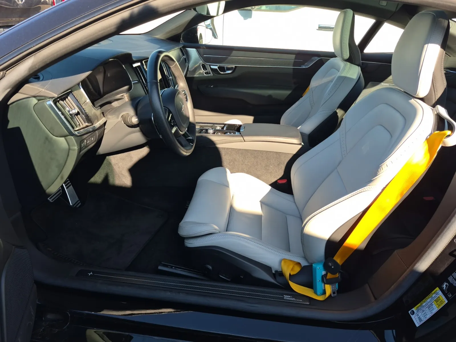 Front Interior Photo