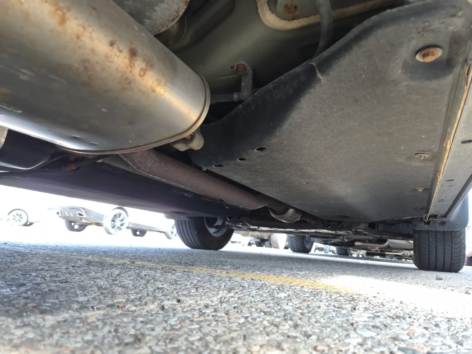 Undercarriage - Passenger Photo