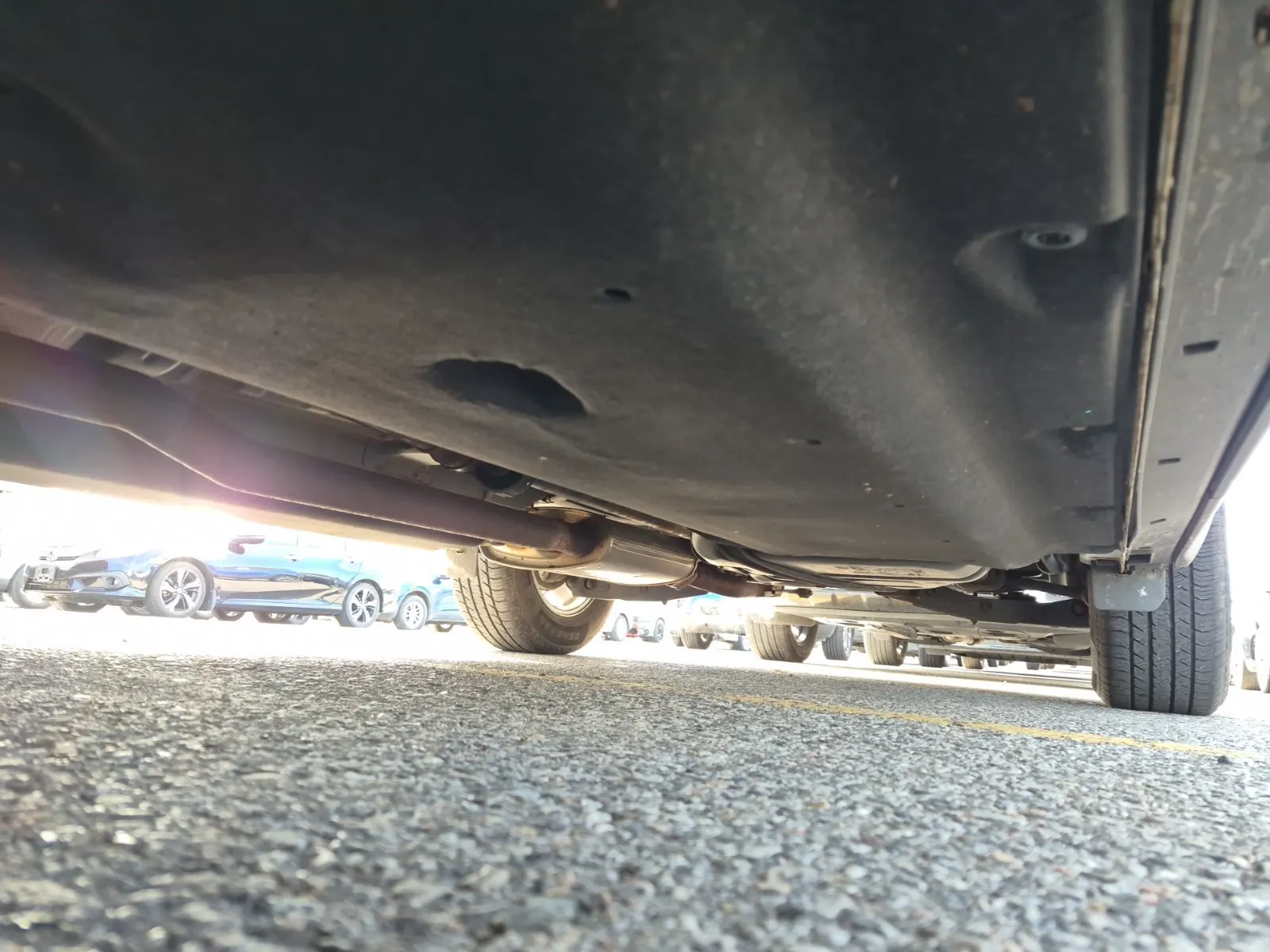 Undercarriage - Driver Photo