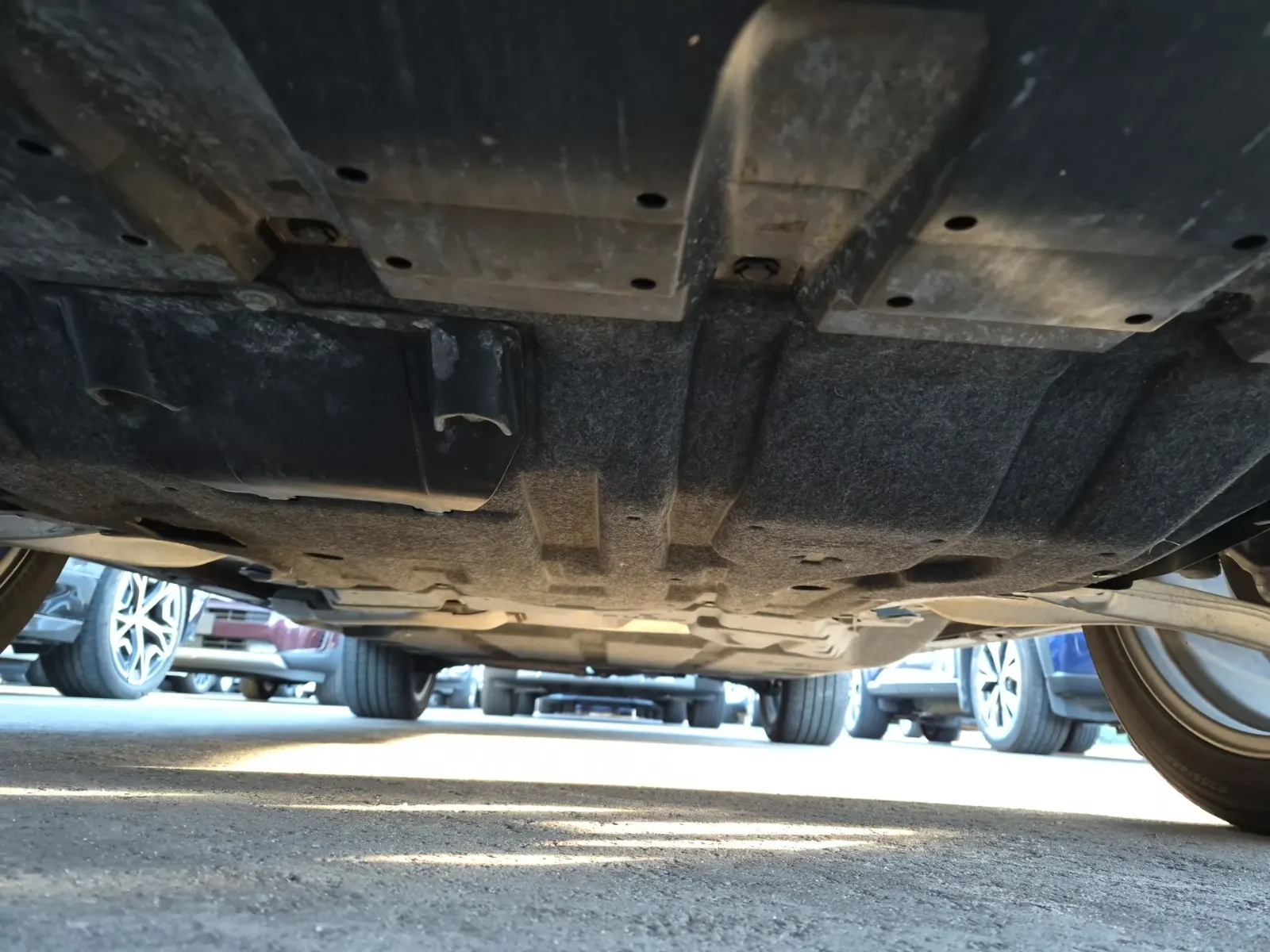 Undercarriage - Front Photo