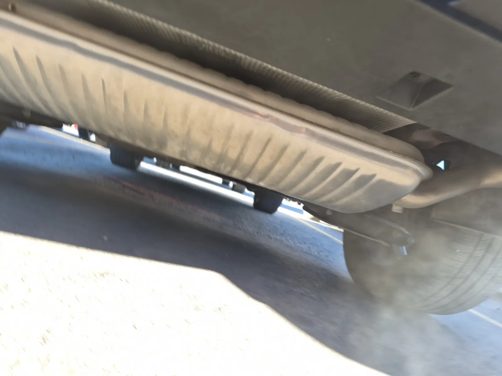 Undercarriage - Rear Photo