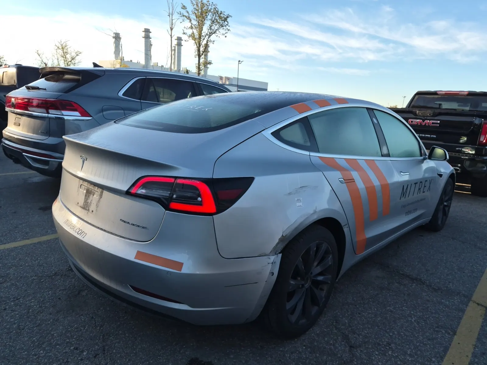 Passenger Rear 3/4 Photo