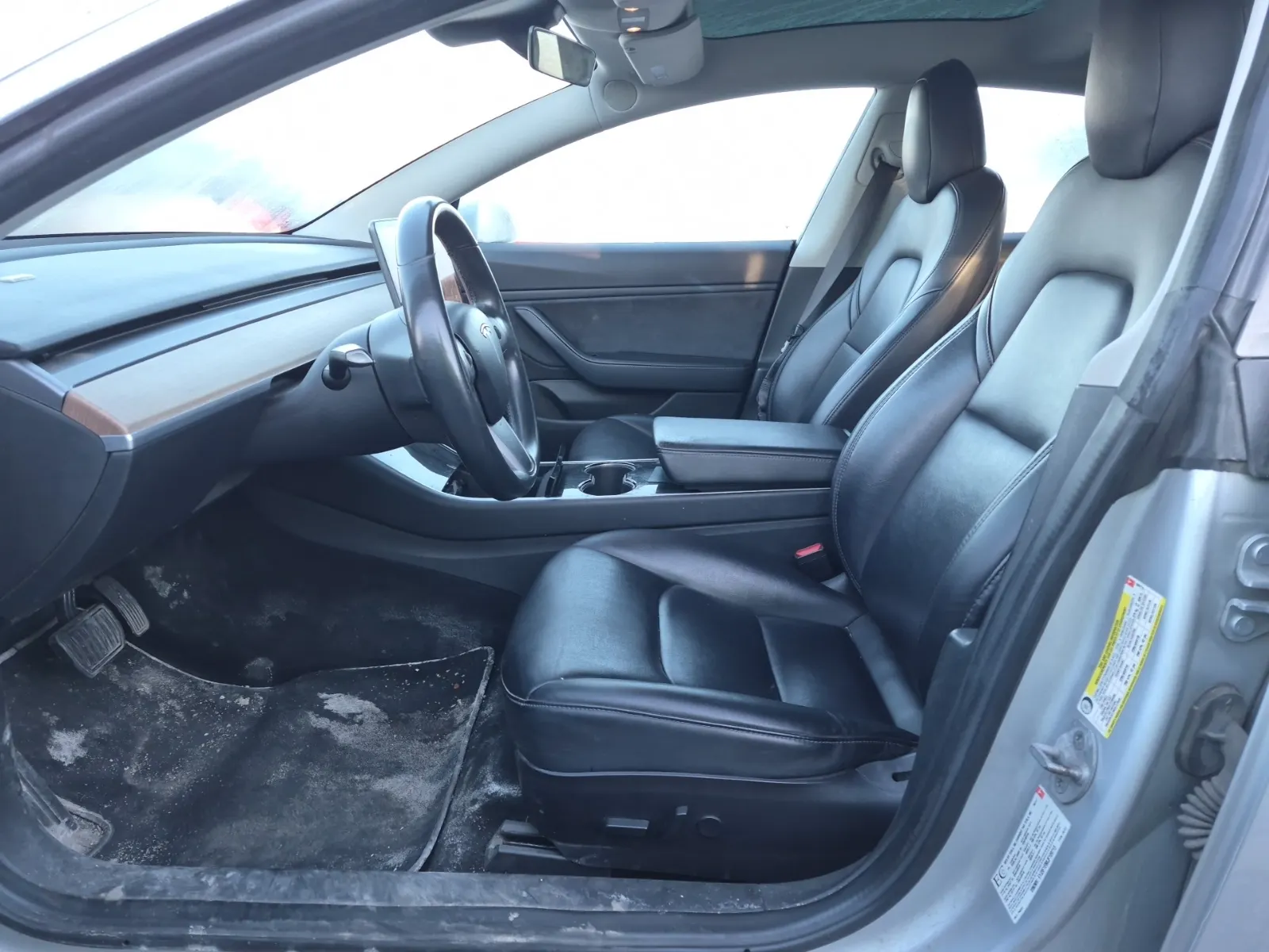 Front Interior Photo