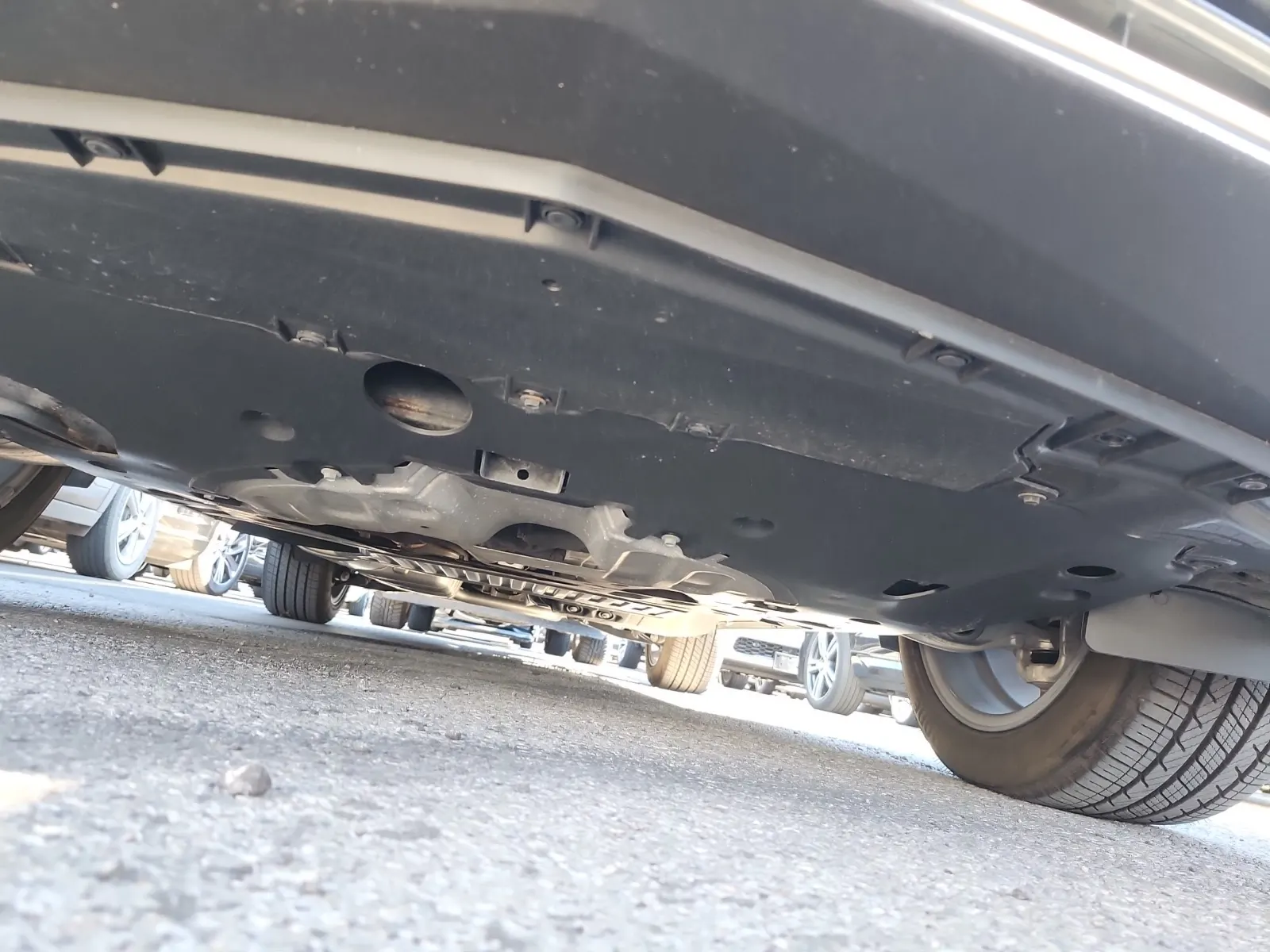 Undercarriage - Front Photo