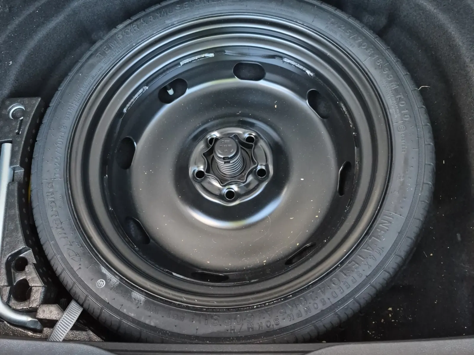 Spare Tire & Wheel Photo