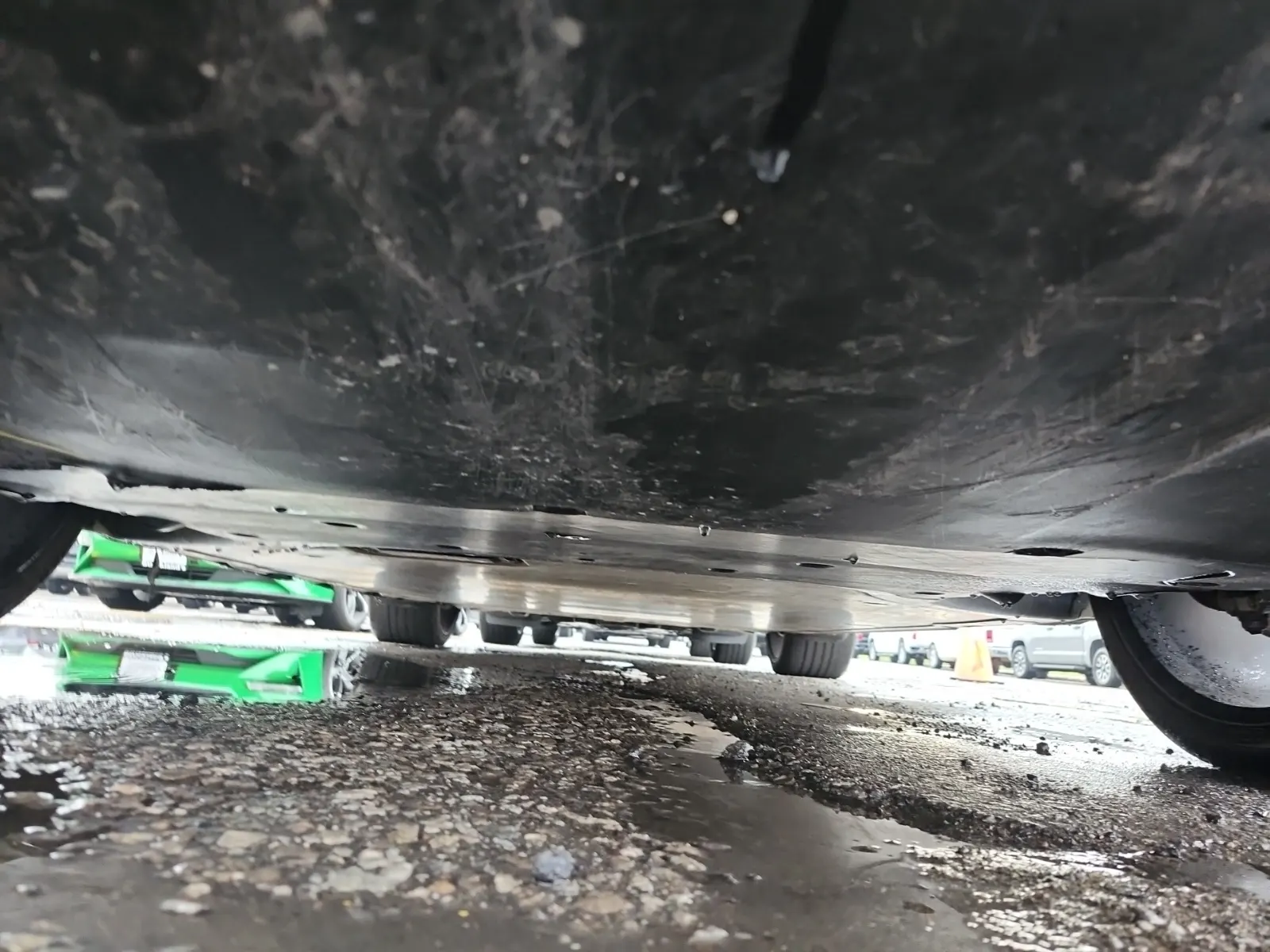Undercarriage - Front Photo