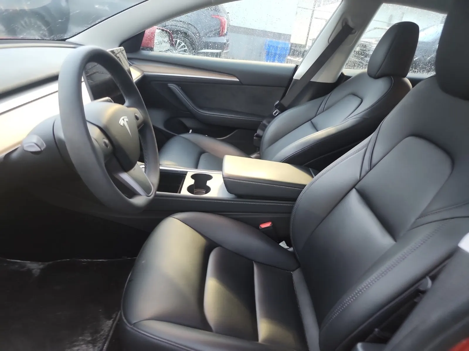Front Interior Photo