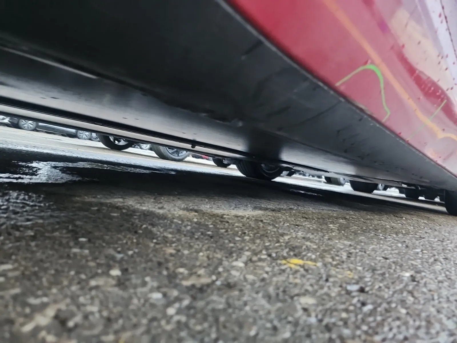 Undercarriage - Passenger Photo