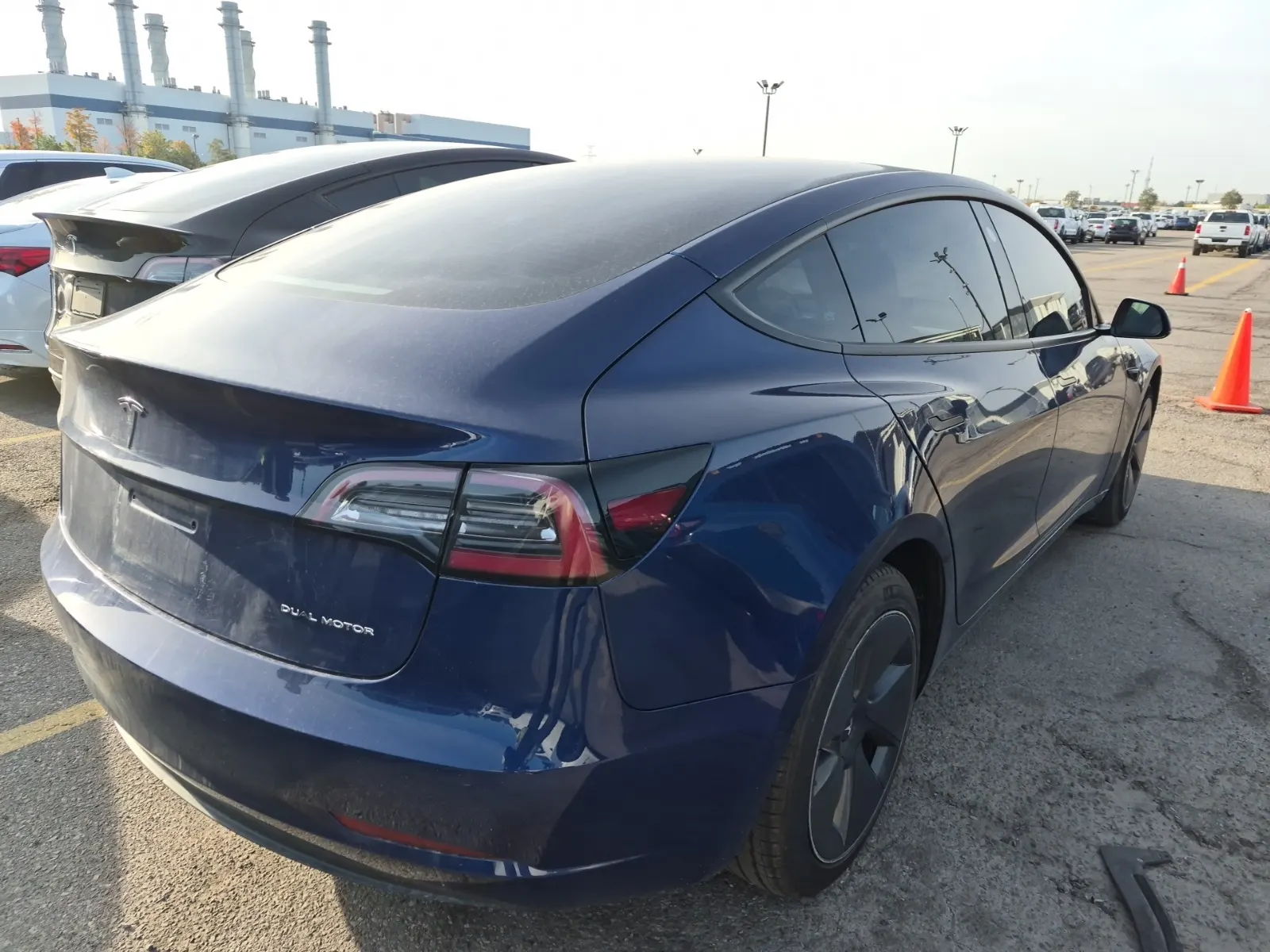 Passenger Rear 3/4 Photo