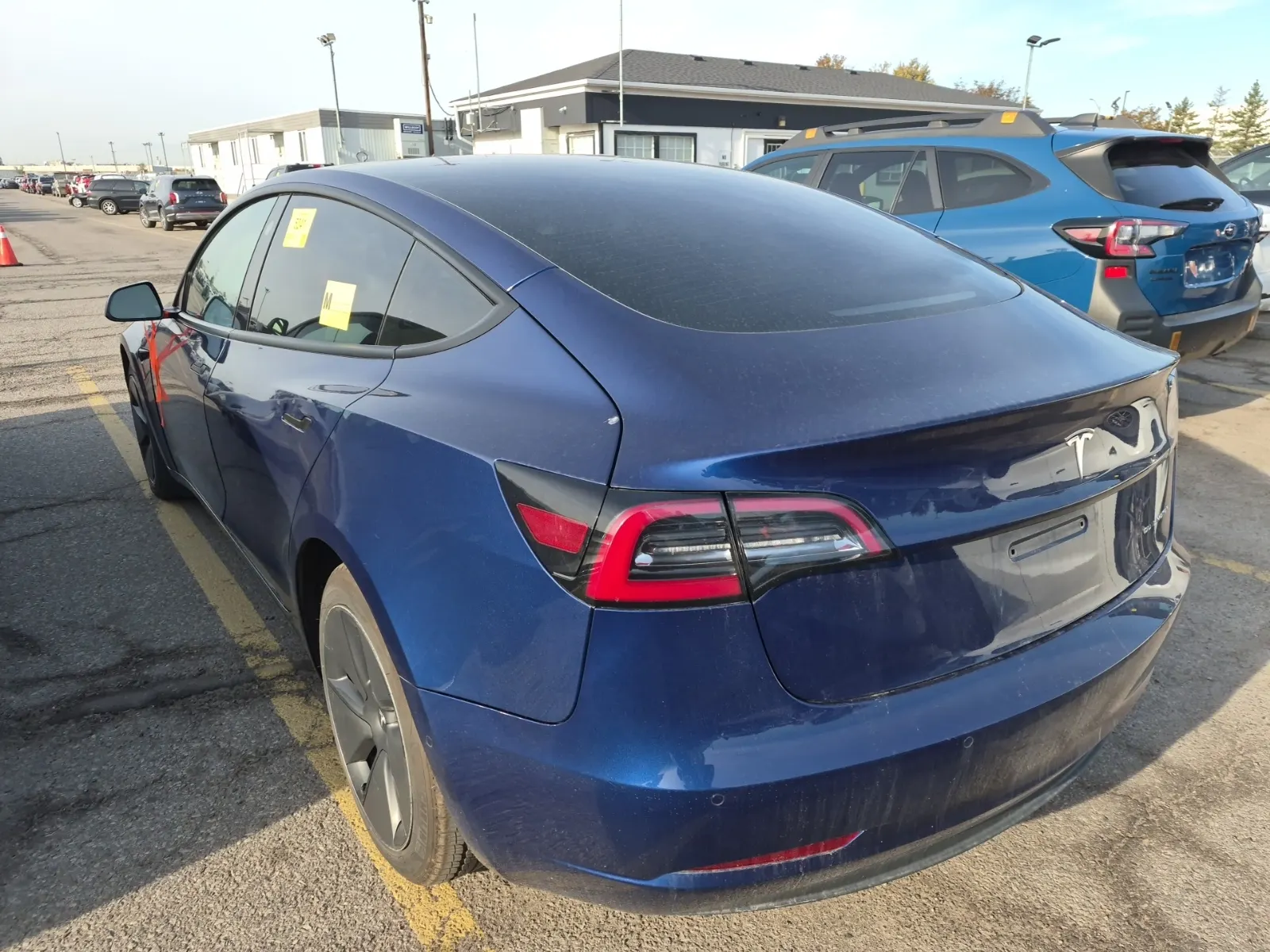Driver Rear 3/4 Photo