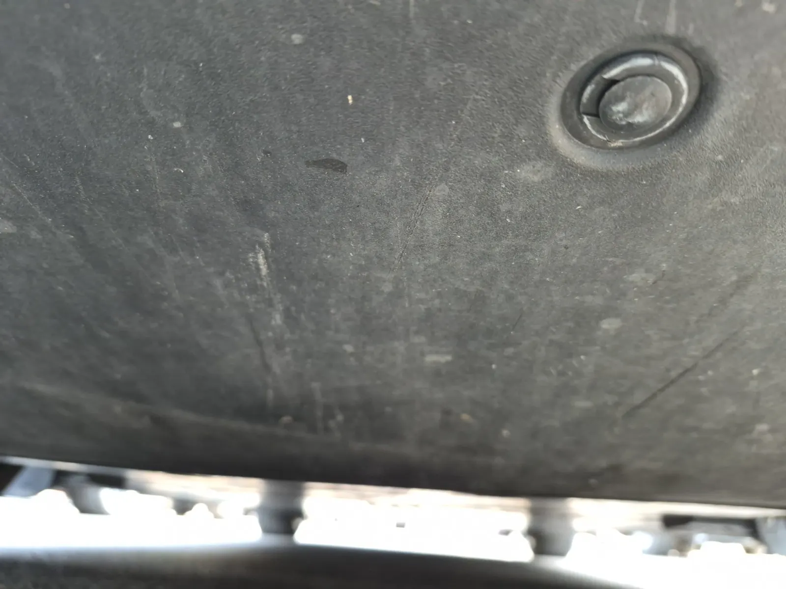 Undercarriage - Front Photo