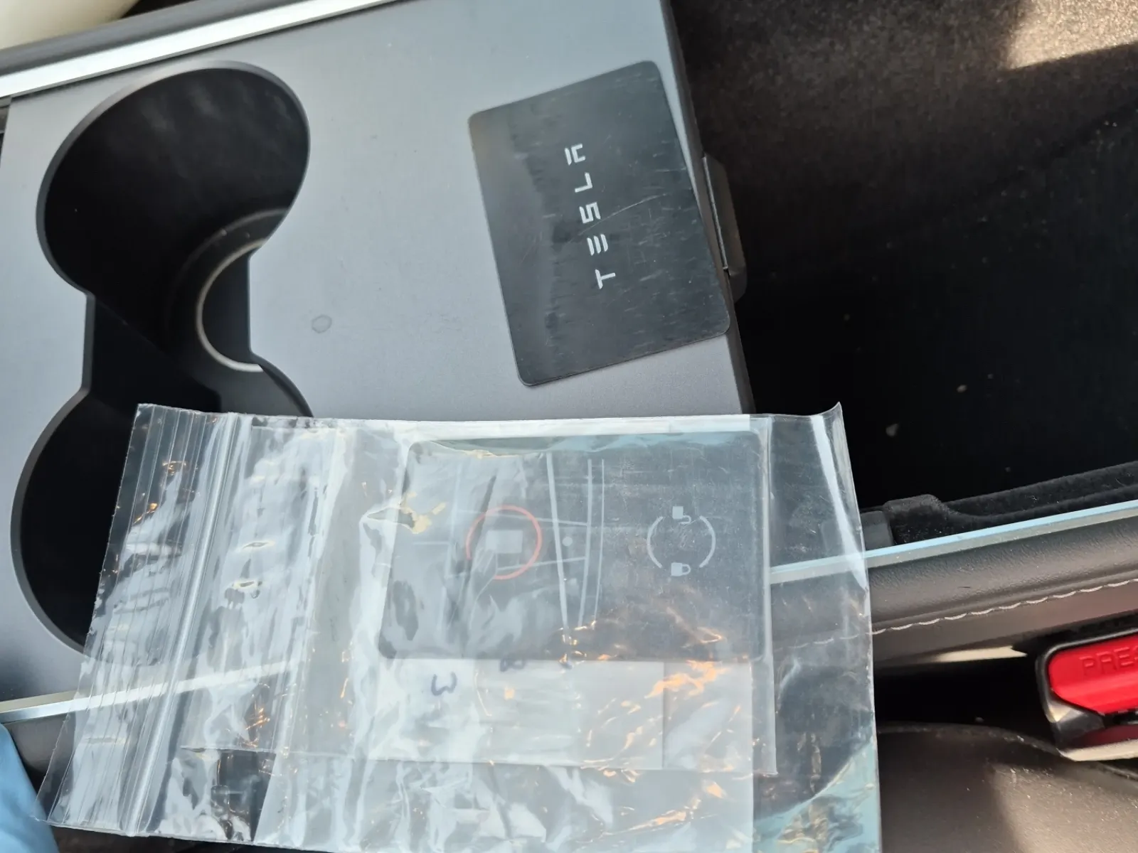 Keys/Fobs/Manual Photo
