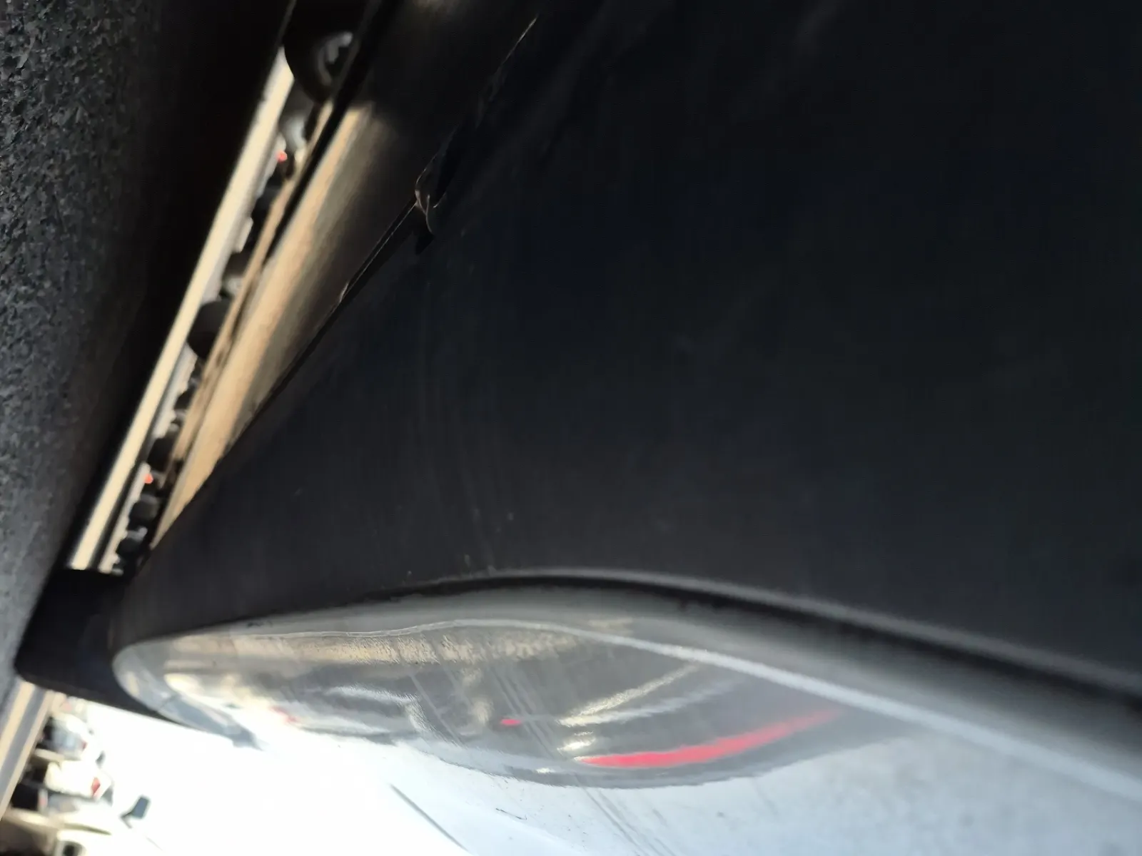Undercarriage - Passenger Photo